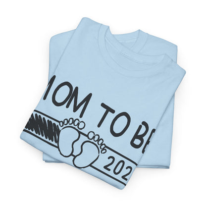 Mom to Be 2025 Loading T-Shirt