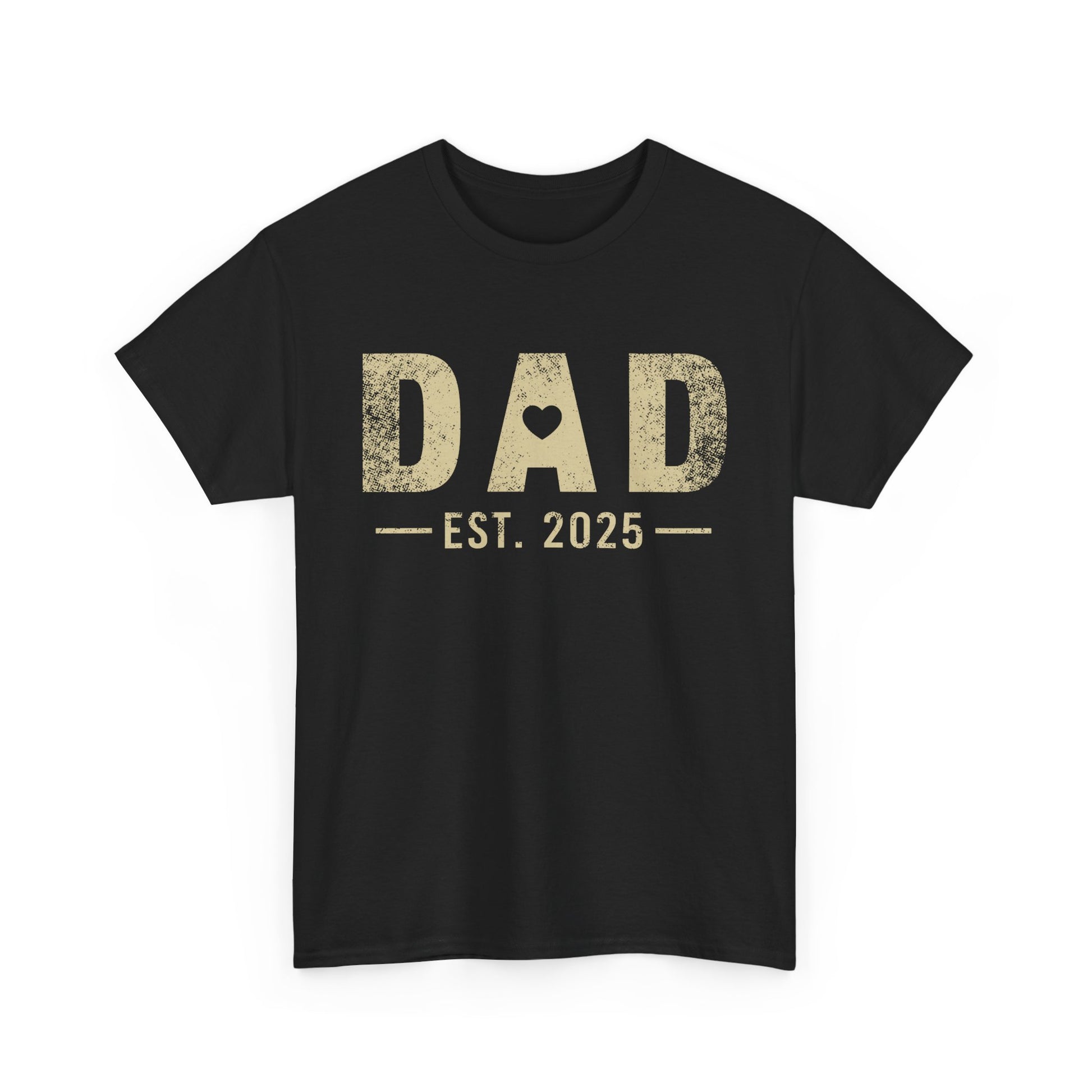 Black t-shirt with 'Dad est 2025 Loading' design – fun pregnancy announcement gift for expecting fathers.