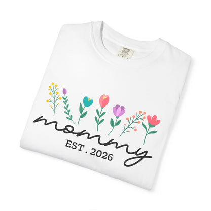 Mommy Est 2026 Floral T-shirt