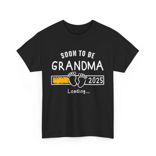 Black 'Soon to Be Grandma 2025 Loading' T‑shirt, front view with progress bar graphic, perfect pregnancy announcement gift.